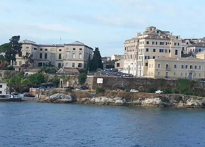 Alexandra\'S Apartment